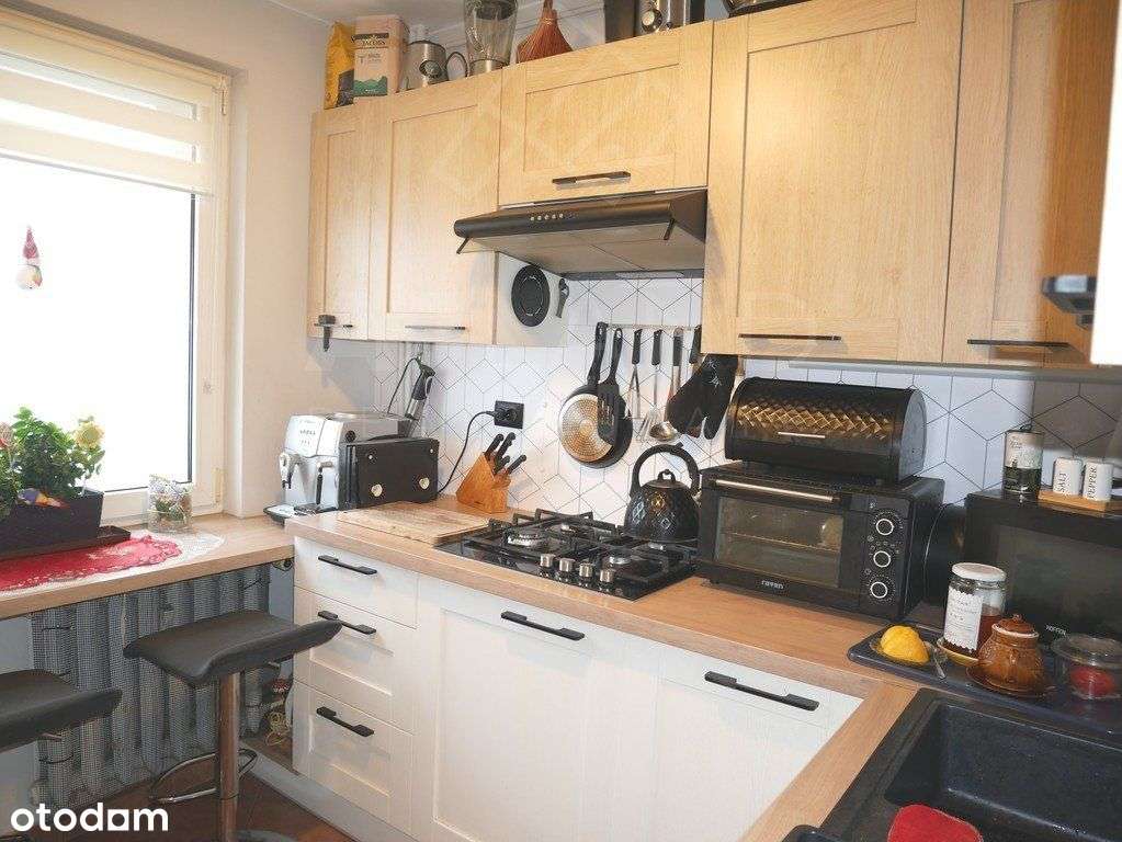 dwa pokoje z balkonem O. Zwycięstwa-1