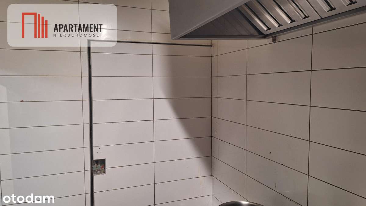 Lokal gastronomiczny w dobrej lokalizacji-10