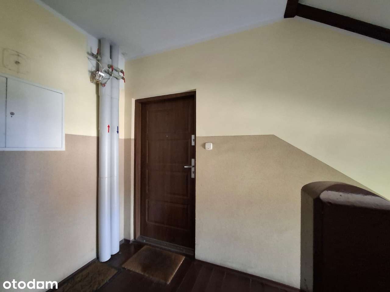 Uwaga! Nowa cena! Atrakcyjne mieszkanie w odnowionej kamienicy.-12