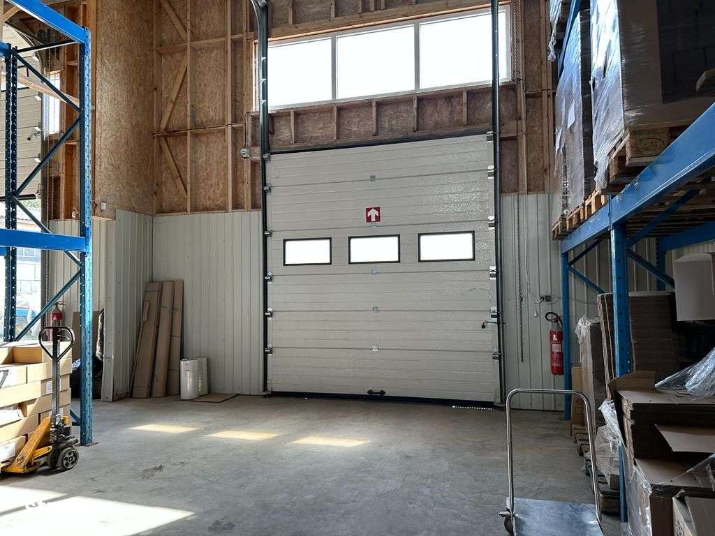 Hala de vanzare in zona industriala - Imagine principală: 4/9