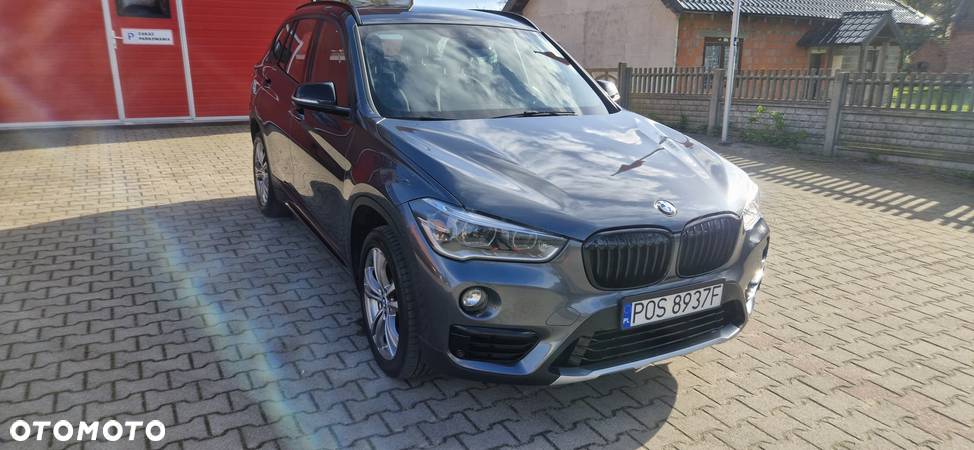 BMW X1 sDrive18d Sport Line - 1