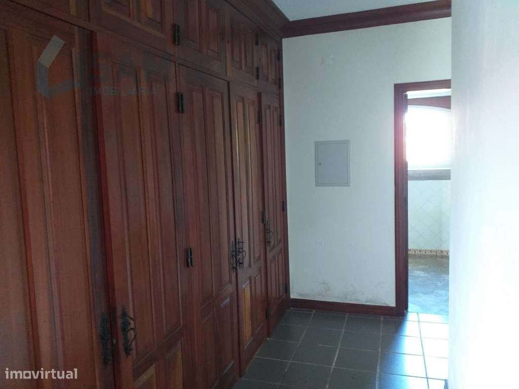 Moradia T6 em Óbidos!-33