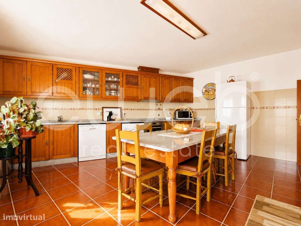 Moradia T4 de Arquitetura Alentejana com Piscina, Motrinos, Regueng...-33