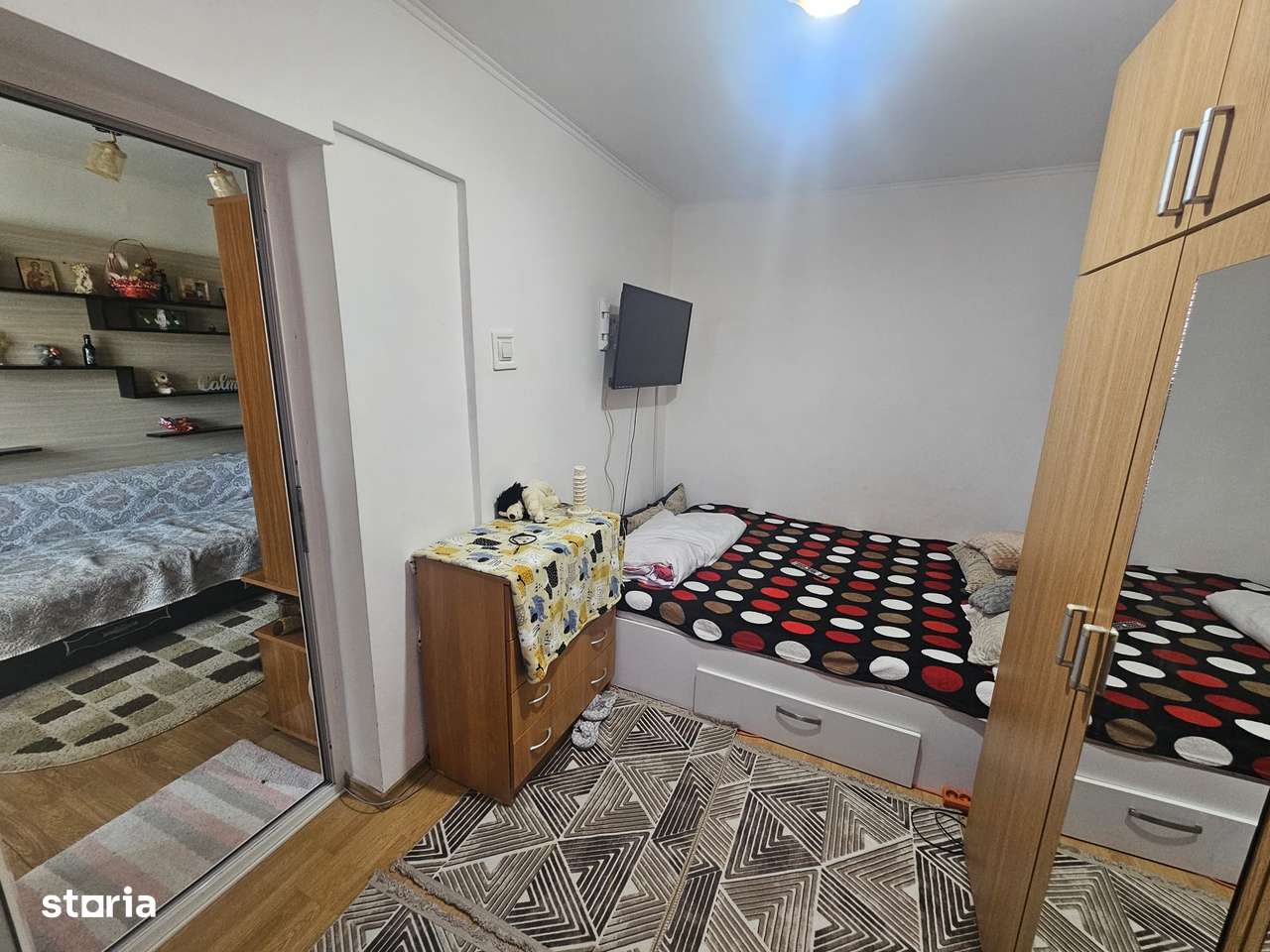 Apartament cu 2 camere de vânzare în Curtea de Argeș. - Imagine principală: 4/8