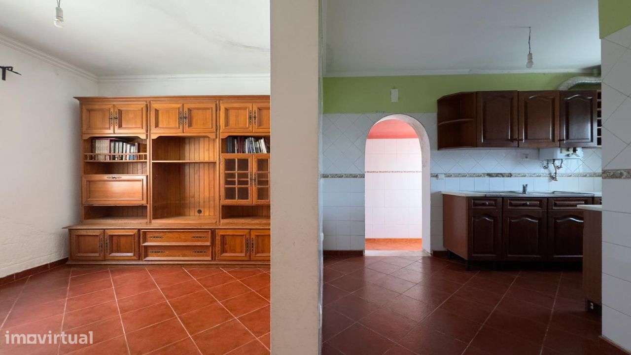 Moradia T3 + anexoT3 + sótão - 195 m2 - Abóboda - São Domingos de Rana-3