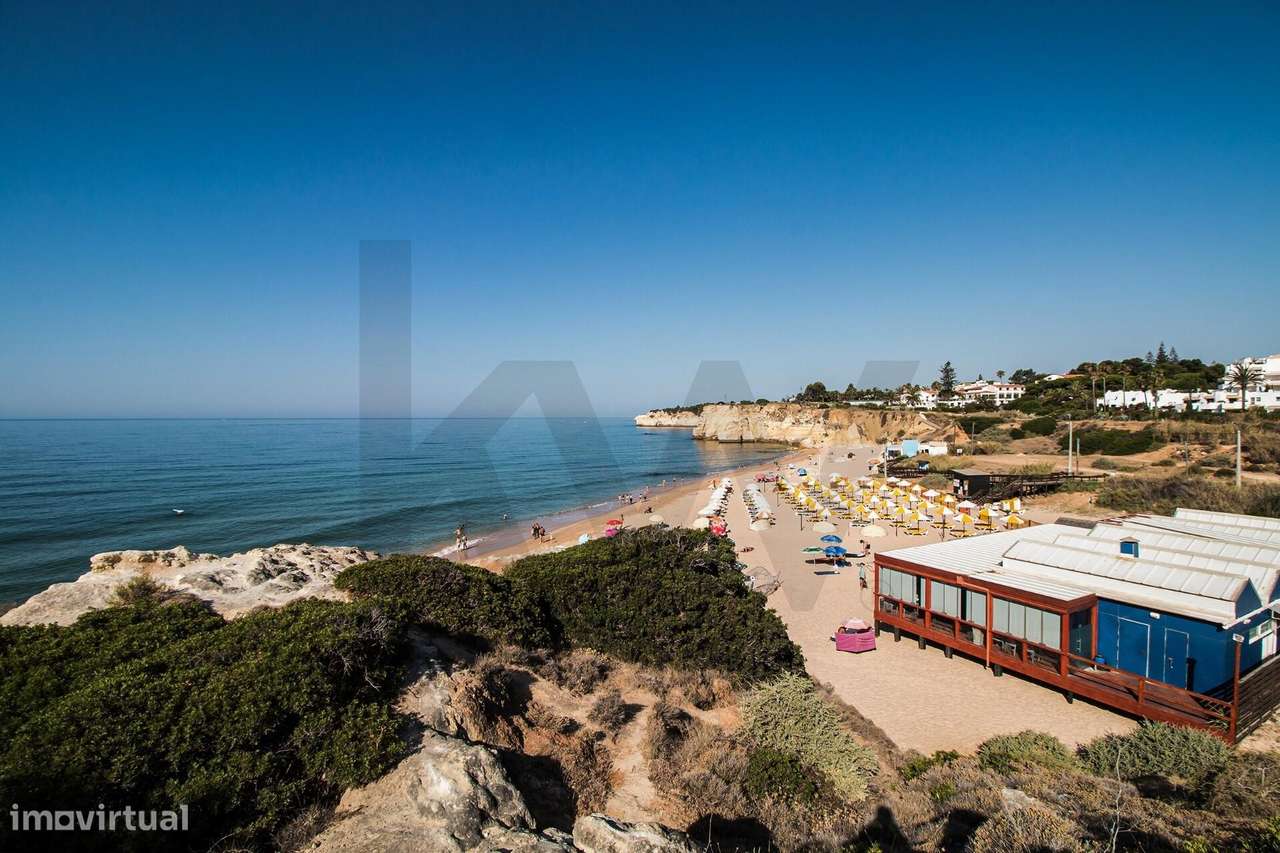 Apartamento T1 bem no Centro de Armação de Pêra - Algarve-26