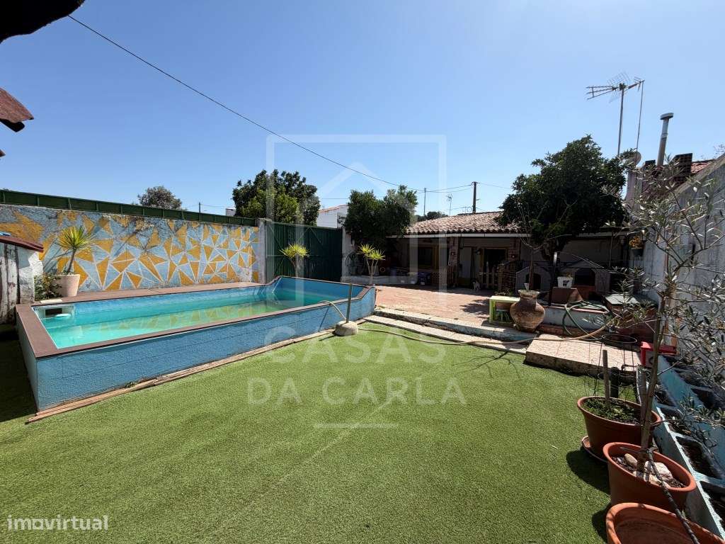 Moradia T4 com quintal e piscina em Vila Ruiva-22
