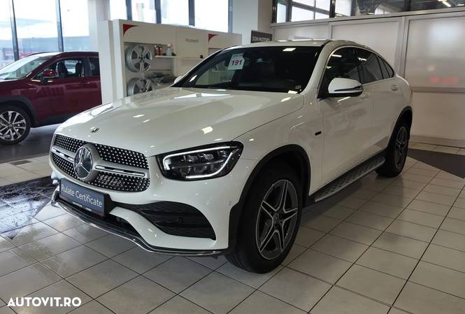 Mercedes-Benz GLC Coupe 300 e 4Matic 9G-TRONIC AMG Line - 3