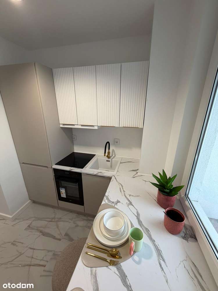 Wolska-2 pokoje bezpośrednio po remoncie/ Metro Płocka 350m-10