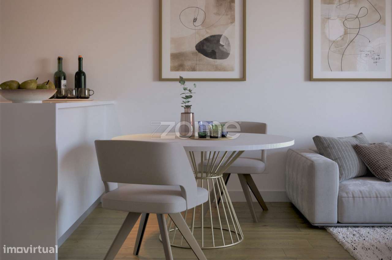 | T3 Duplex| Centro Aveiro | Novo |2 terraços |2 L. Garagem | - Grande imagem: 4/22