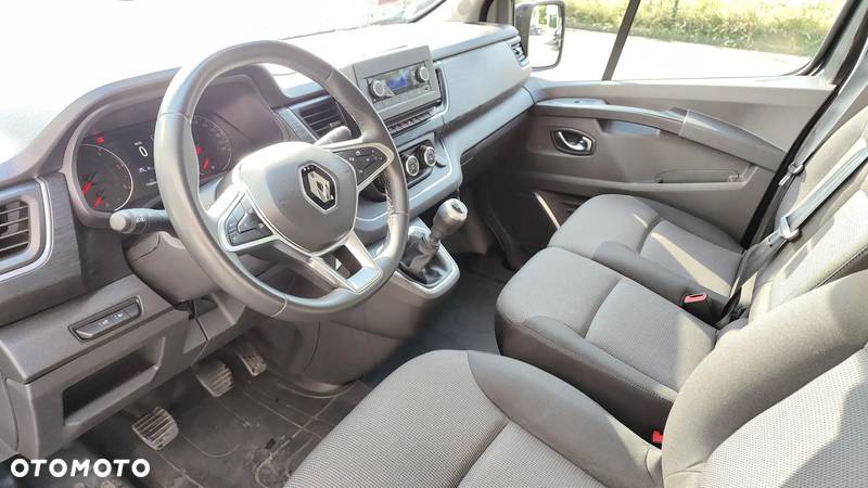 Renault Trafic - 14