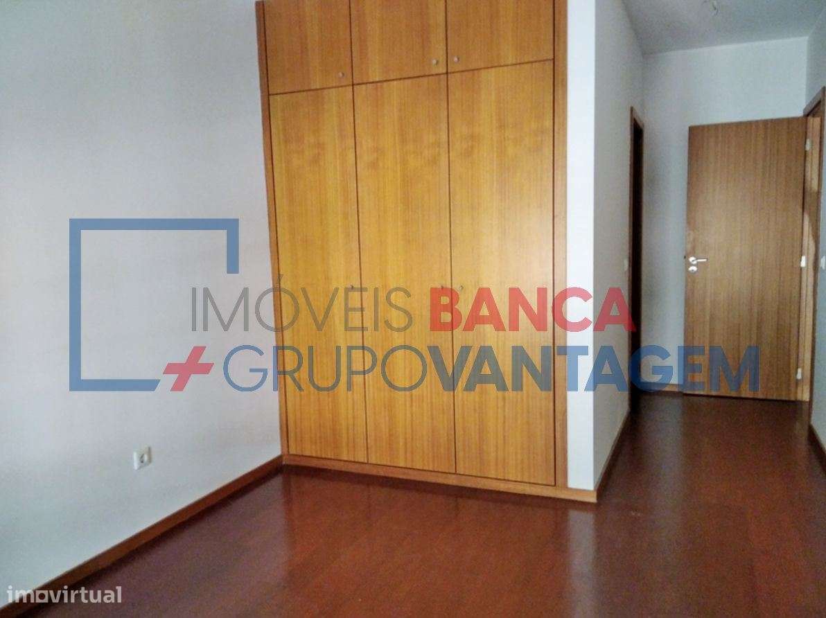 Apartamento T2 em Oliveira do Douro - Grande imagem: 5/6