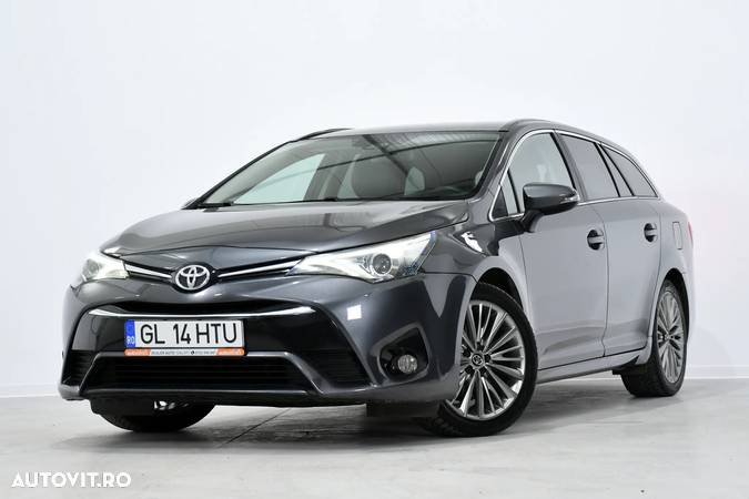 Toyota Avensis - 11