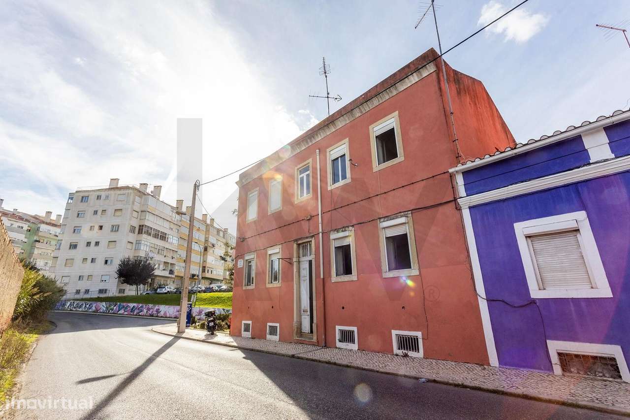 Predio Em Marvila Vista De Rio Elevado Potencial De Valorizacao