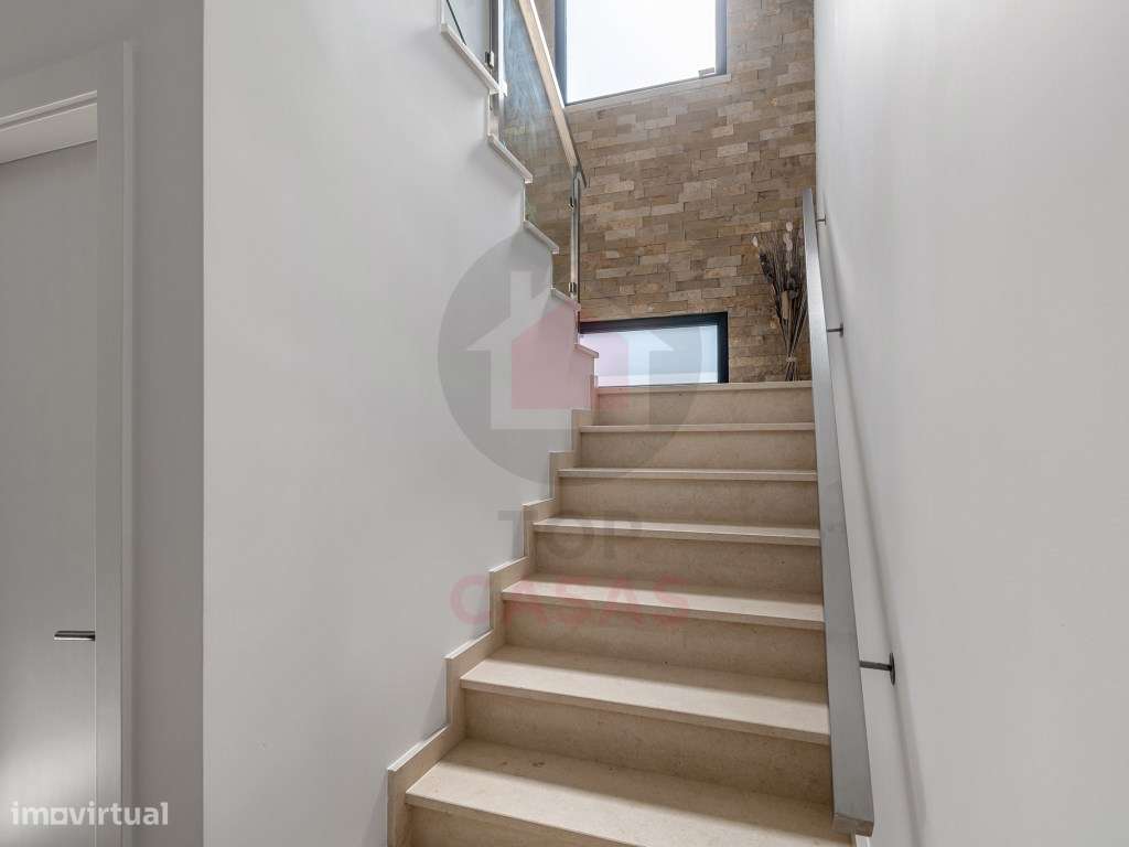 Moradia Contemporânea no Nadadouro com Piscina Aquecida, Bungalow I...-19