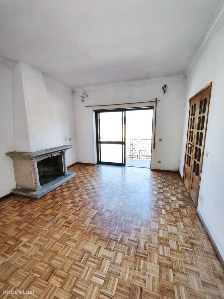 Moradia Geminada T4-11