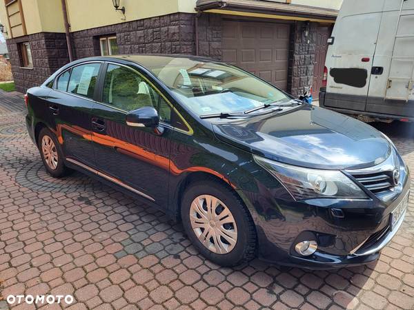 Toyota Avensis 2.0 D-4D Premium - 4