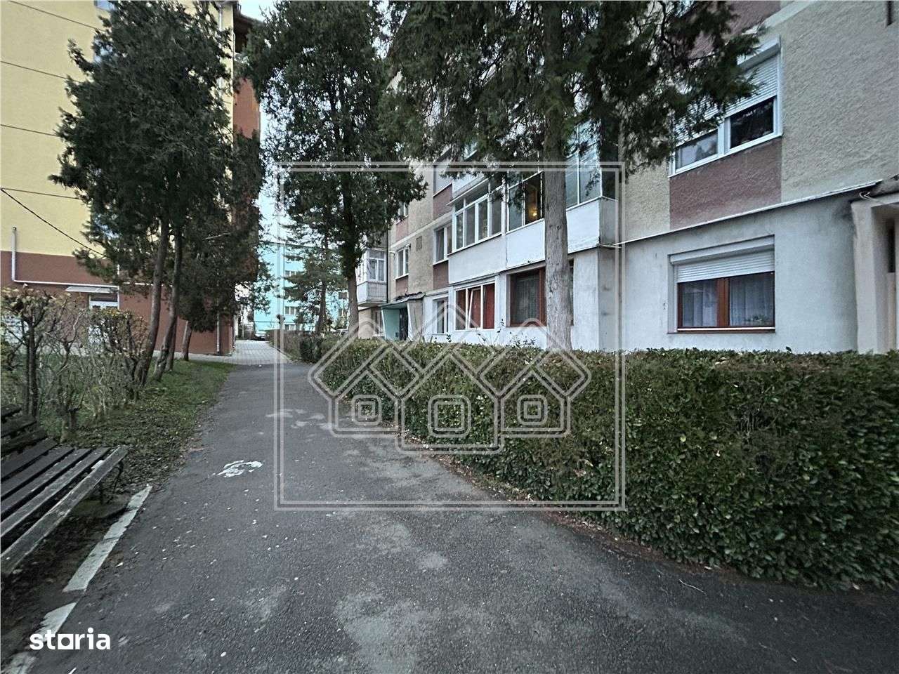 Ap decomandat, la cheie, 55 mp utili + balcon, Cisnadie-16