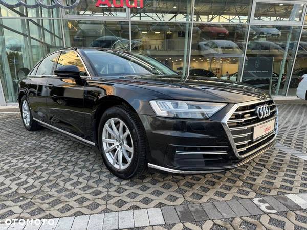 Audi A8 - 3