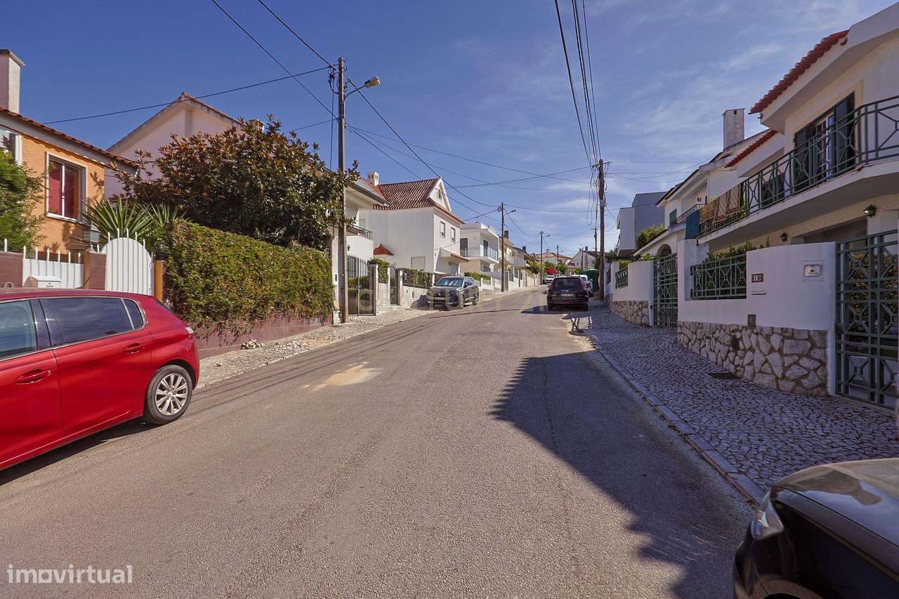 Moradia T3 em Charneca de Caparica, Almada-43