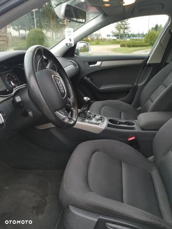 Audi A4 Avant 2.0 TDI 116g DPF Ambiente - 25