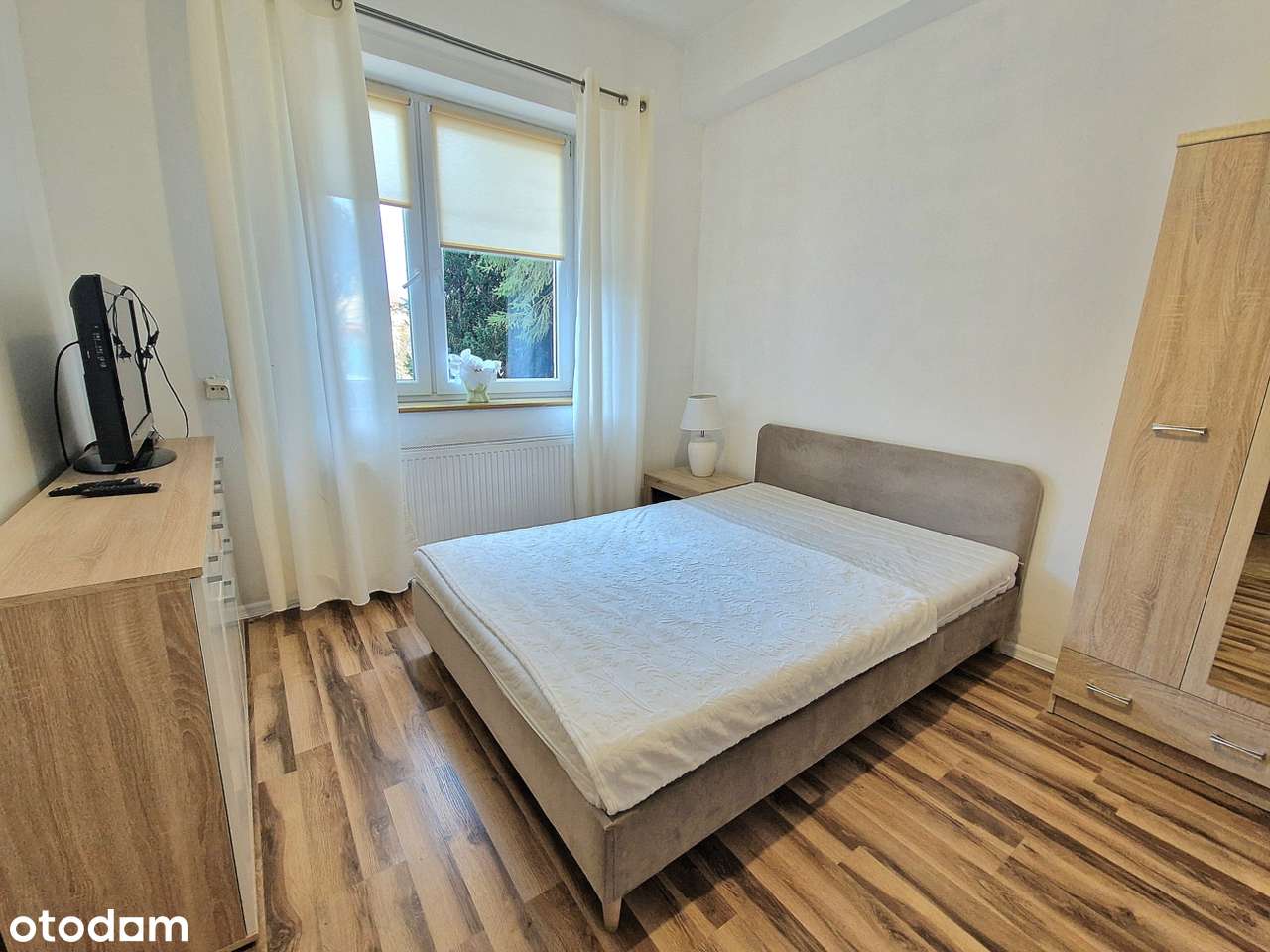 Wolnostojący, z potencjałem inwestycyjnym. 3 poziomy-osobne wejścia-14