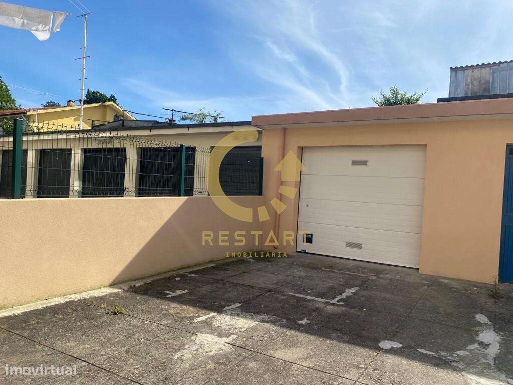 T3 em Águas Santas com 3 frentes, totalmente renovado com muita lumino-29