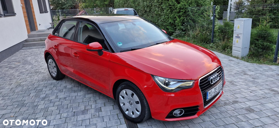 Audi A1 1.6 TDI Sportback S line Sportpaket - 11