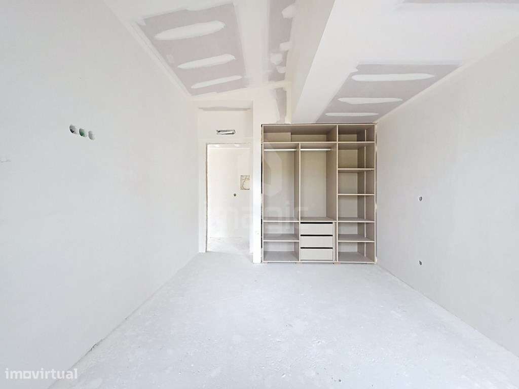 Moradia T3+1 Ericeira com piscina e jardim-18