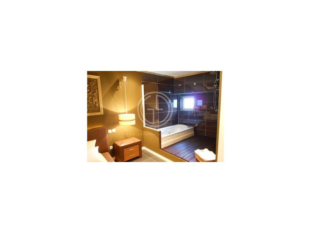 Casa com espaço comercial T9 Venda Palmela - Grande imagem: 4/52