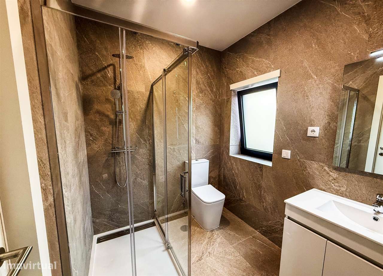 Moradia T3+1 DUPLEX Venda em Subportela, Deocriste e Portela Susã,Vian-4