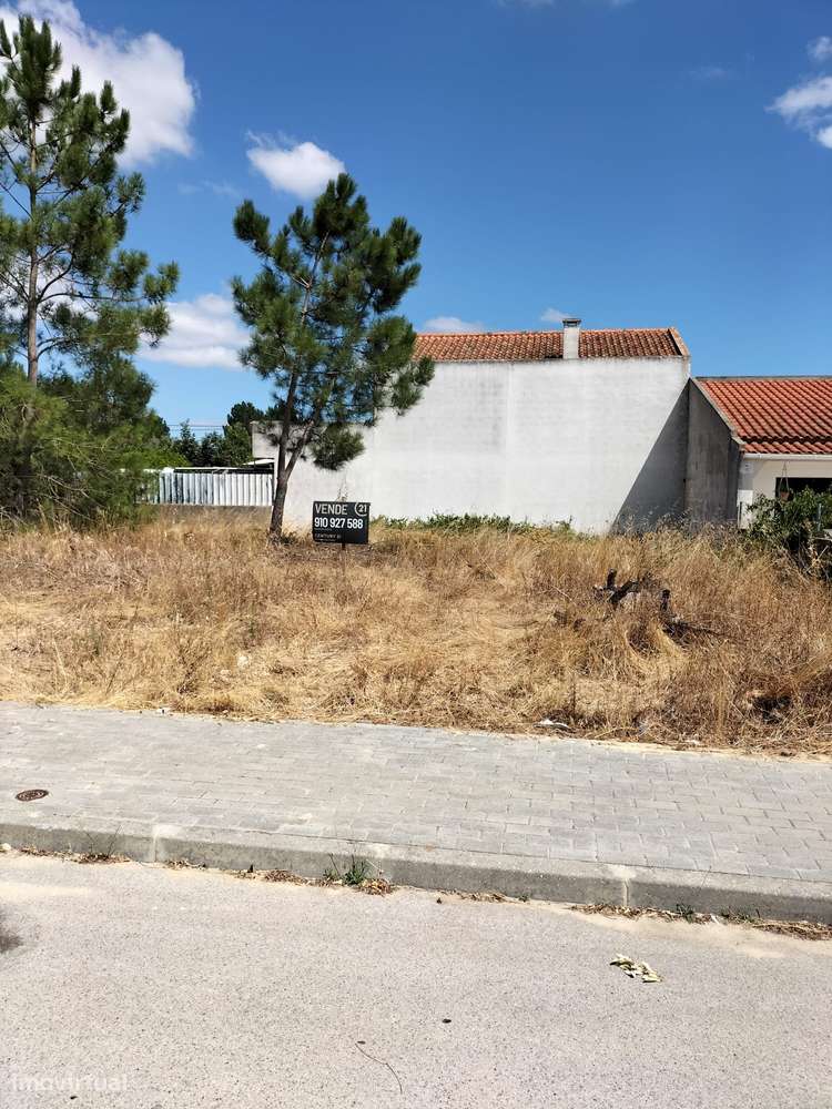 Lote para construção com 318 m2-2