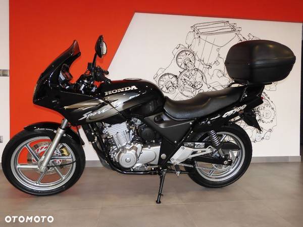 Honda CB - 32