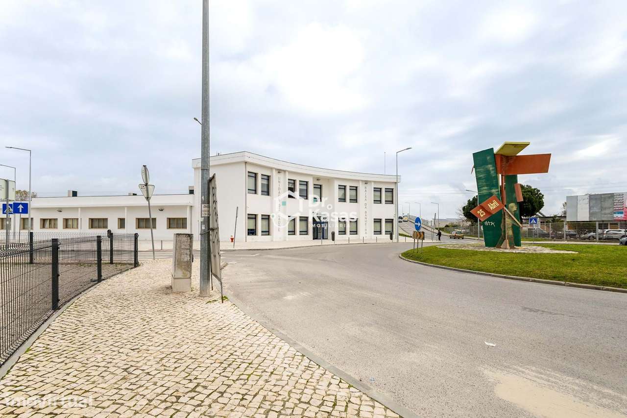 T2 Baixa da Banheira | Habitação ou Investimento-24