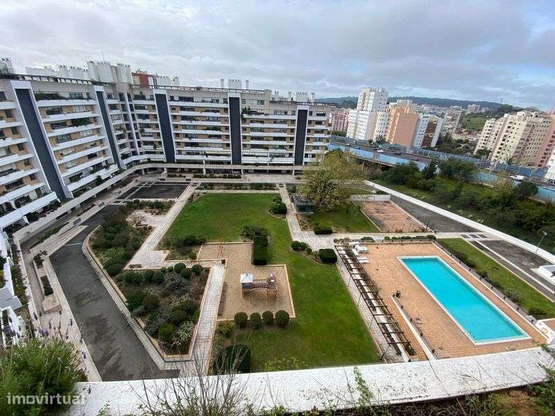 Apartamento T2 em S.D.Benfica-10