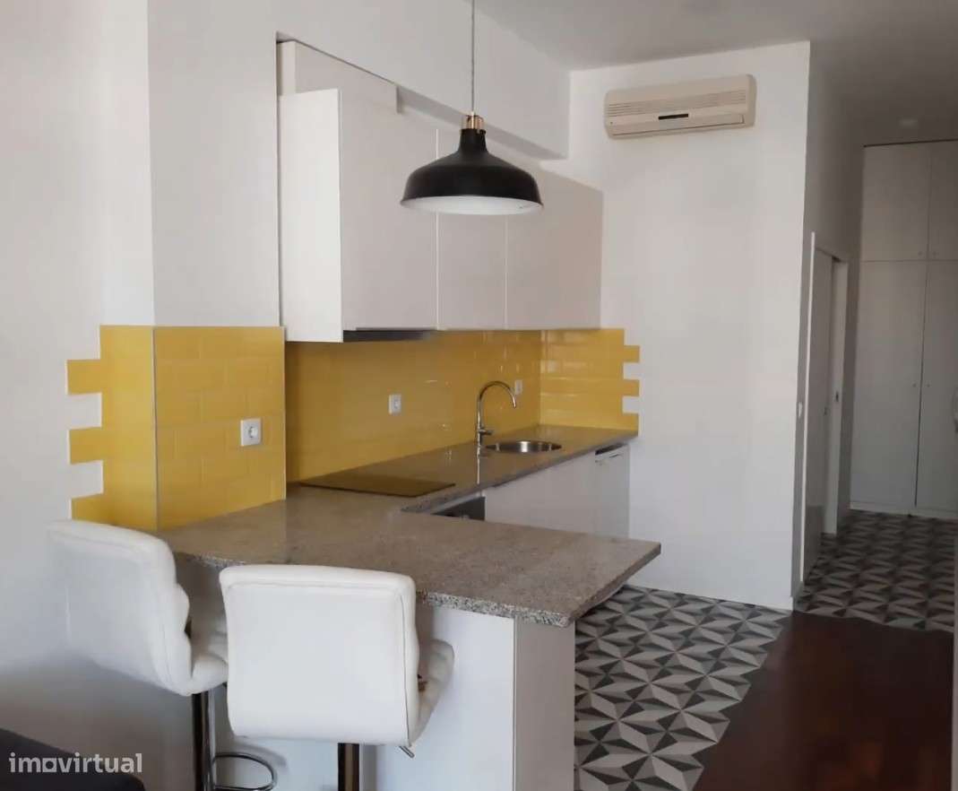 Apartamento T0 Venda em Lordelo do Ouro e Massarelos,Porto-8