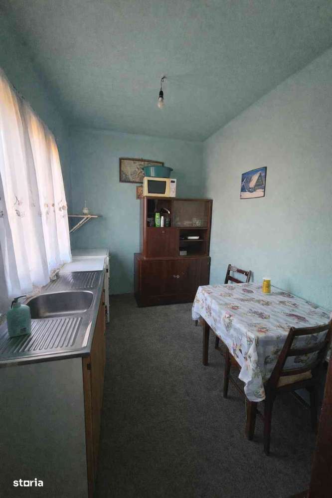 Casa de vanzare sat Rogoz-8