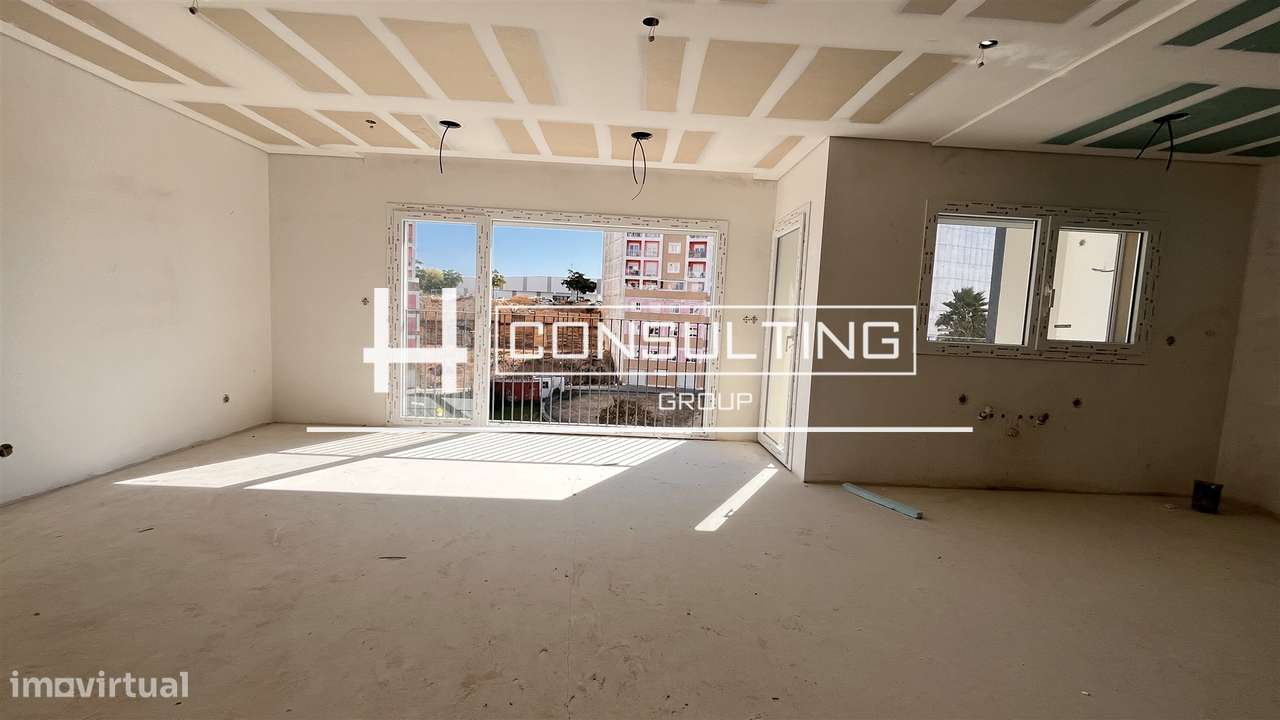 Apartamento T3 Venda em Corroios,Seixal-44