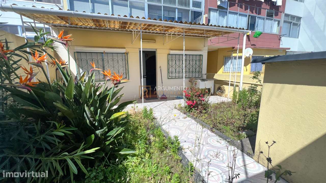 Andar Moradia T2 Venda em Cidade da Maia,Maia-9