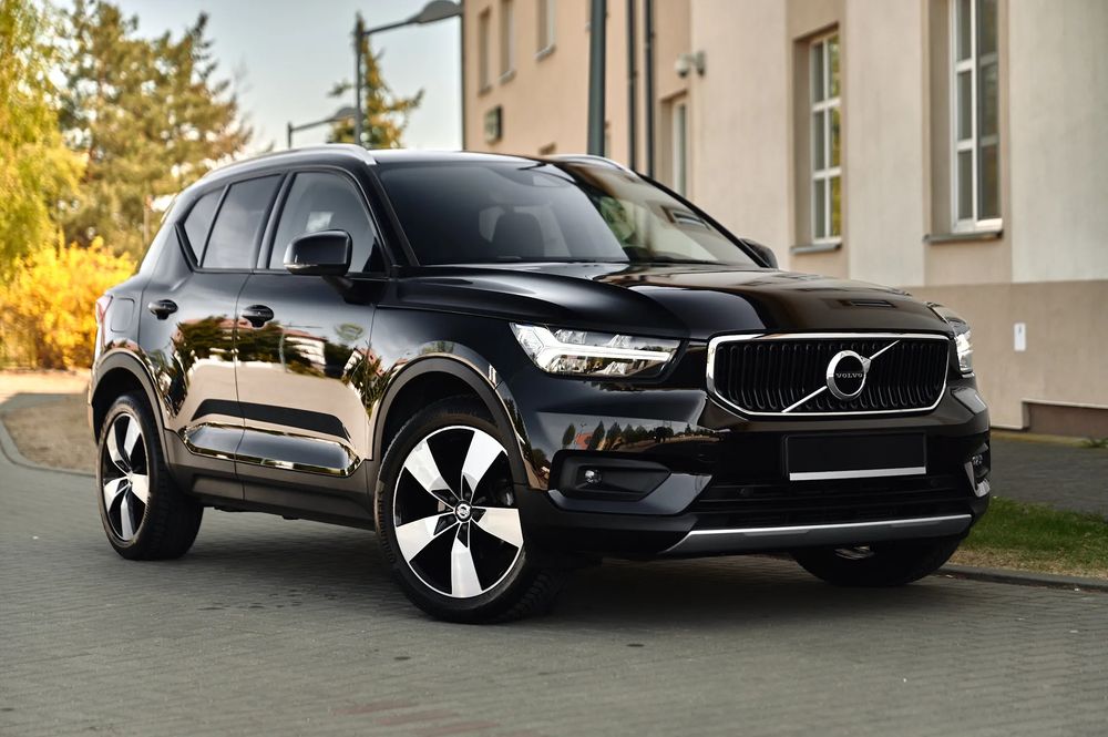 Volvo XC40 T3 Momentum Pro 2021