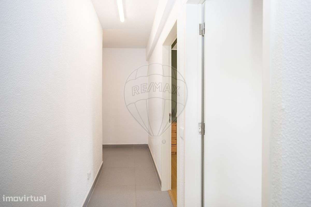 Apartamento T3 à venda em Almada-25