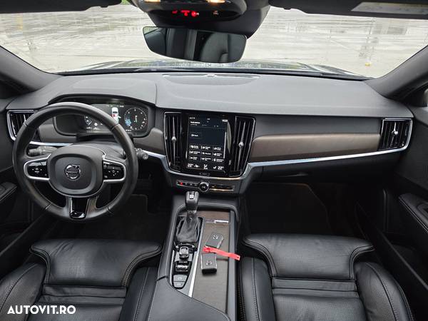 Volvo V90 Cross Country D5 AWD Geartronic Pro - 15