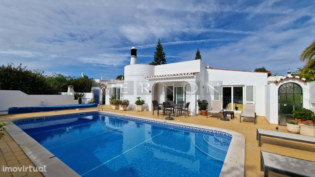 Algarve, Carvoeiro para venda, moradia com 2 quartos, piscina aquecida
