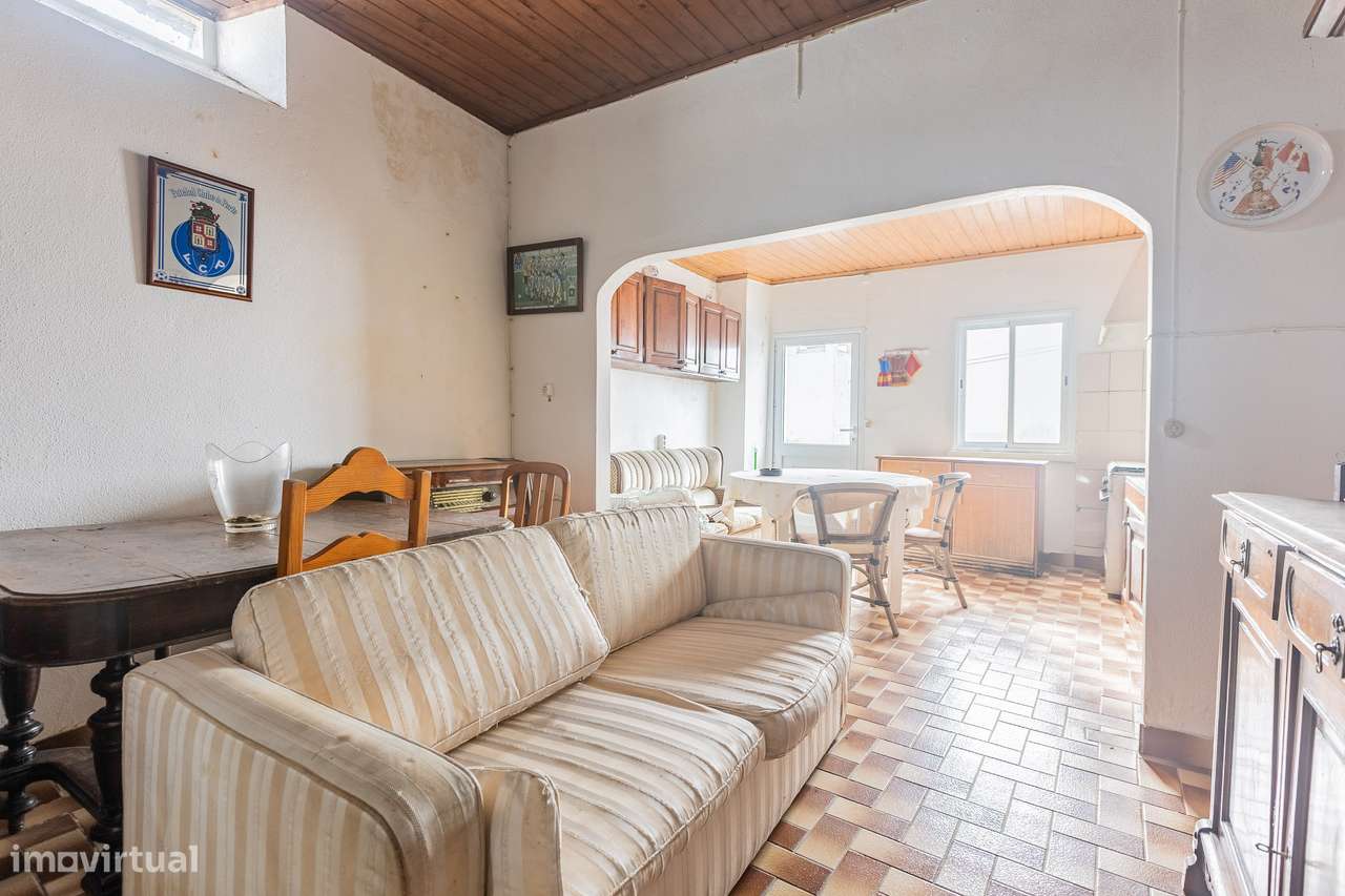 Moradia T2 - Santa Cruz-6