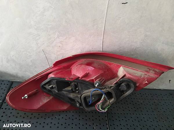 Stop tripla lampa dreapta peugeot 207 wa wc 964998658003 - 2