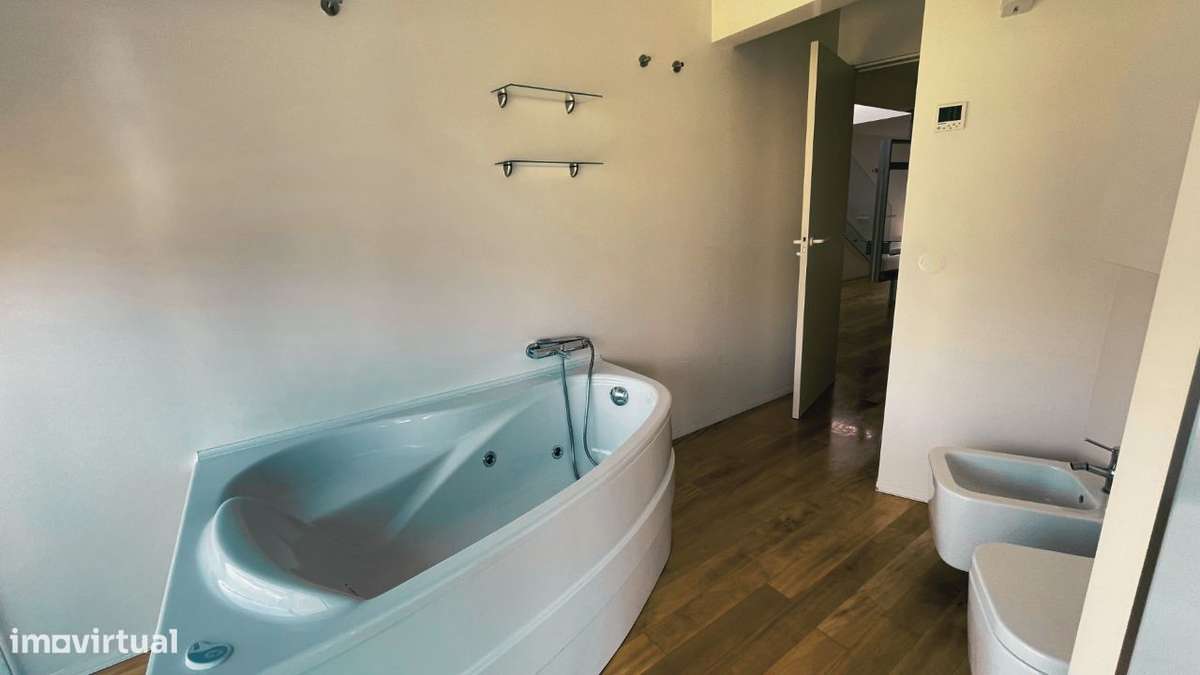 Moradia T3 com Vista Mar em Apúlia-10