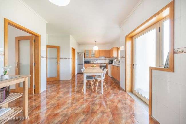 Moradia, 169 m², Oliveira (Santa Maria)-6