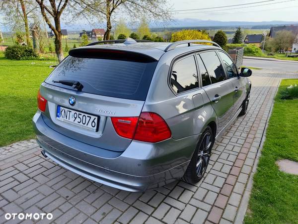 BMW Seria 3 320d xDrive - 4