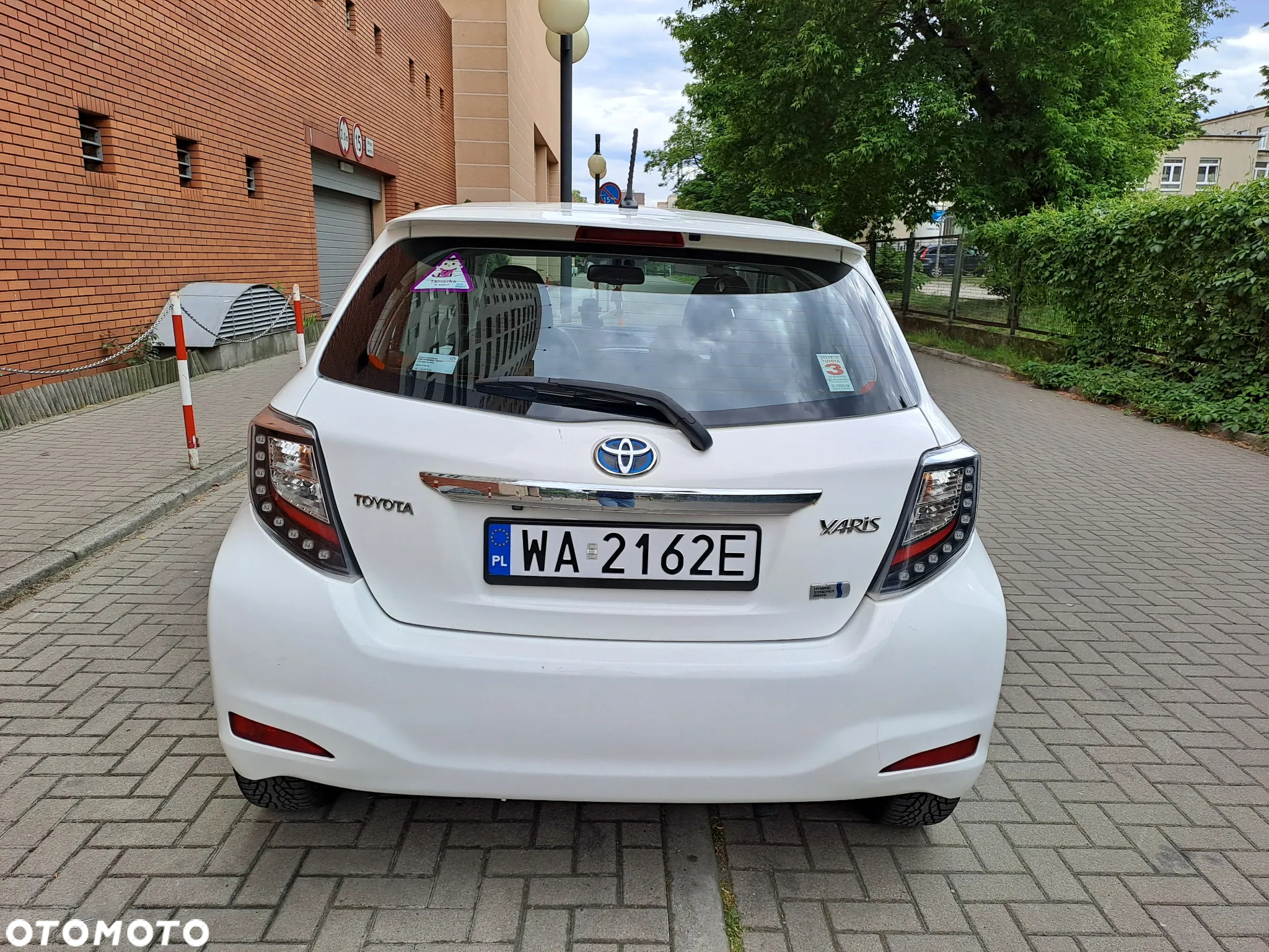 Toyota Yaris Hybrid 1.5 VVT-i Comfort - 3