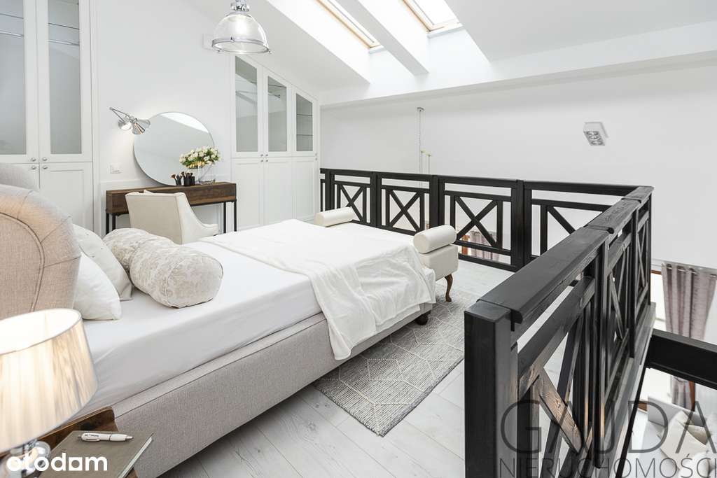 Paryski apartament przy Starym Rynku!-6